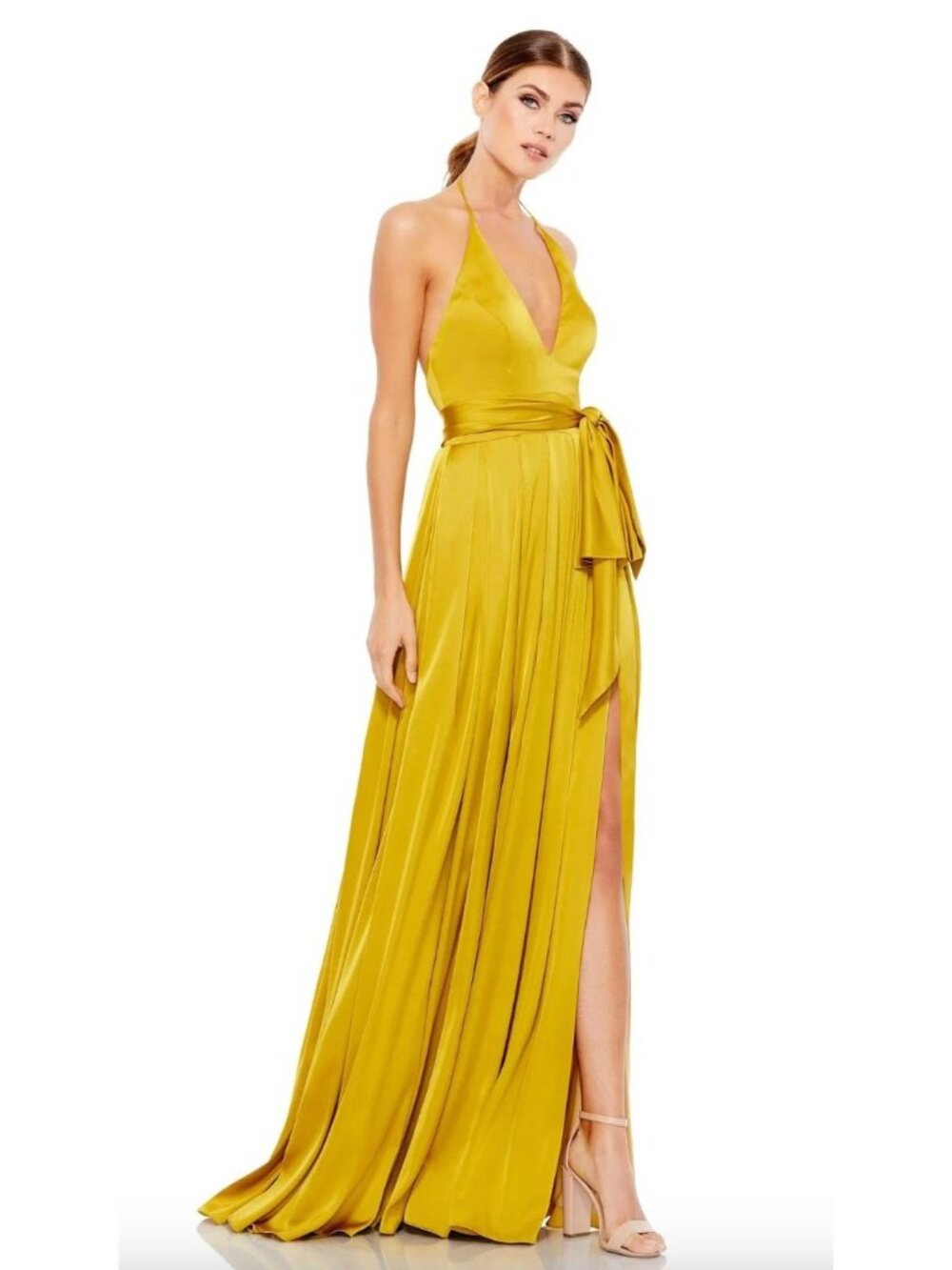 Mac Duggal Ieena Halter Neck Chartreuse Gown Size 2 NWT